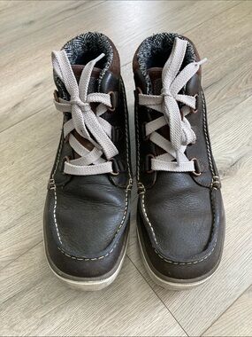 Merrell Reze Mid Chukka Boots